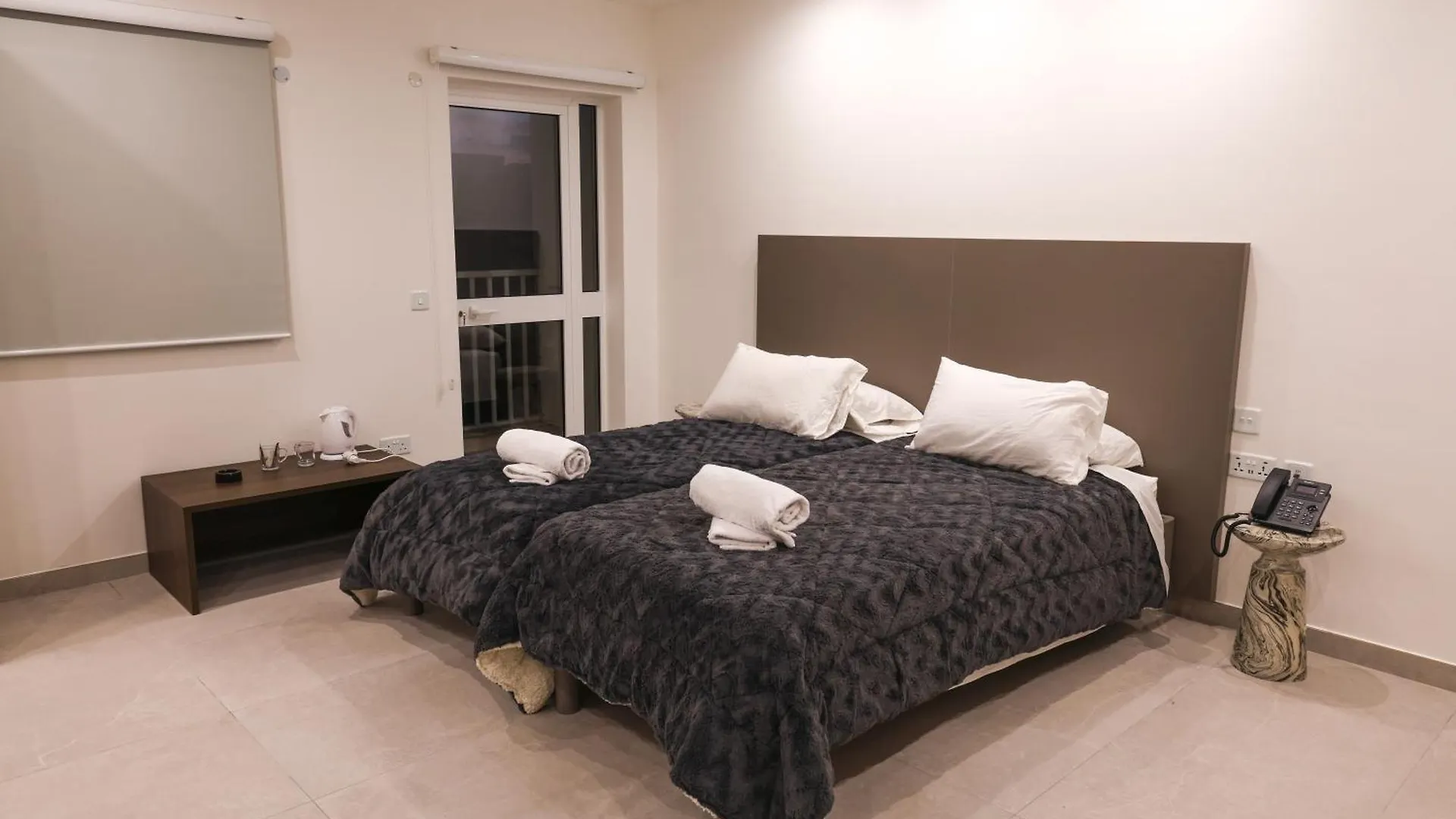 The Central Guesthouse Pieta Guest house