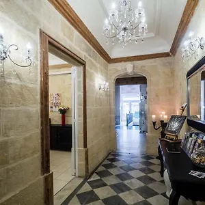 Pensjonat Julesy's Bnb, Cospicua